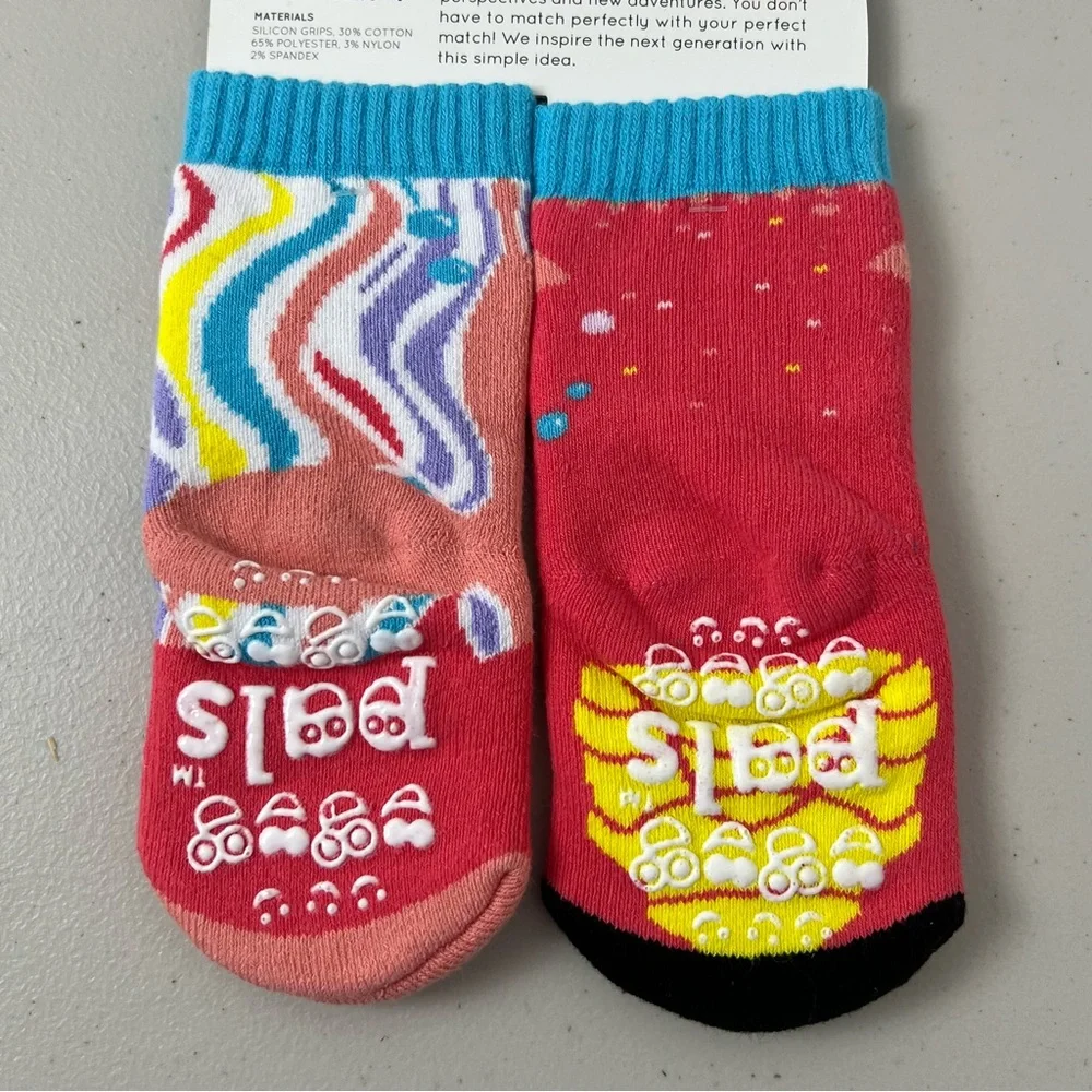 NWT Paals Crab & Jellyfish Mismatched Socks Kids 1-3 Years Gripper Socks